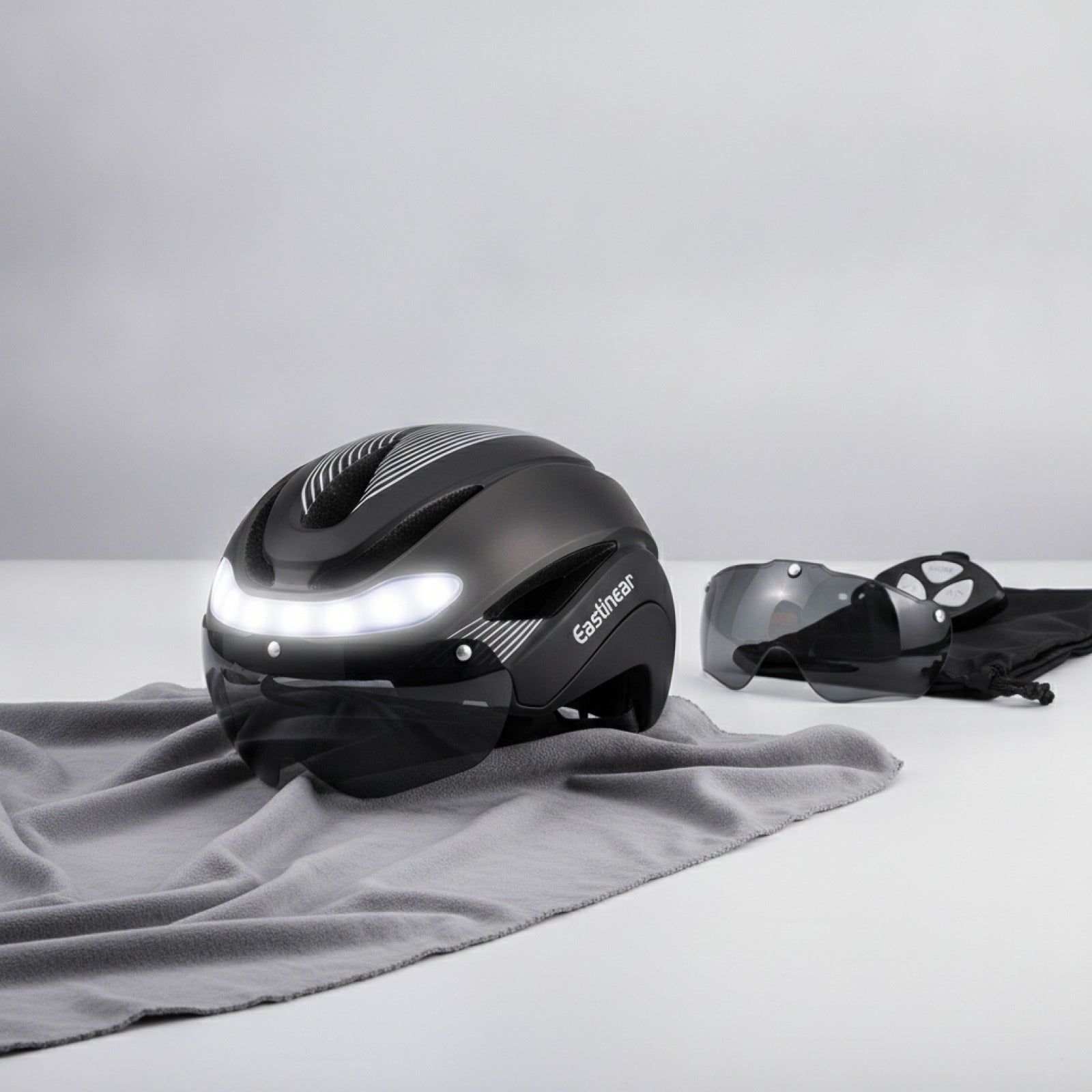 Casque Vélo Route Ultraléger Eastinear Adulte avec Lumières LED et Visière Magnétique