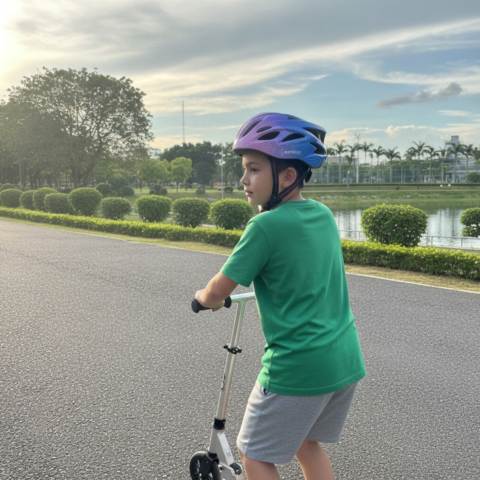 Casque Vélo Ultraléger Enfant & Adolescent - Protection Scooter & VTT