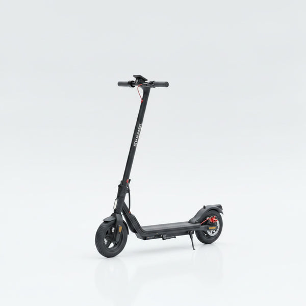 Trottinette Électrique 5TH WHEEL : 10" Pneus Pleins, 600W, 25 km/h, 30 km Autonomie, Clignotants